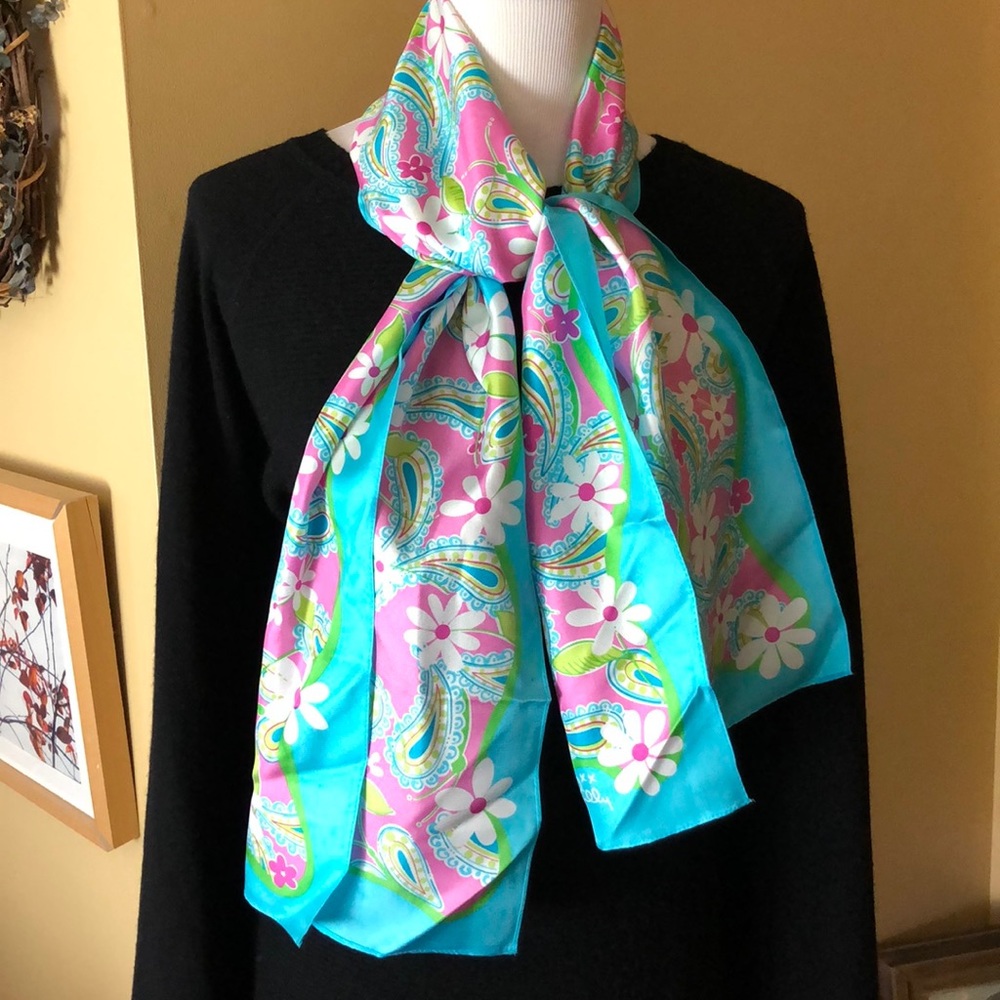 LILLY PULITZER 100% Silk Scarf Wrap  Floral Paisley Breast Cancer Citation  NEW